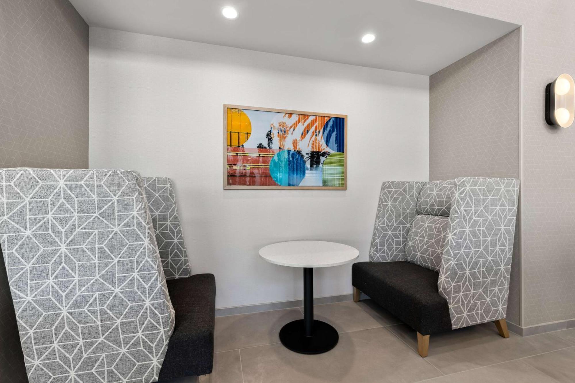 Hampton Inn & Suites Corona, Ca Zewnętrze zdjęcie