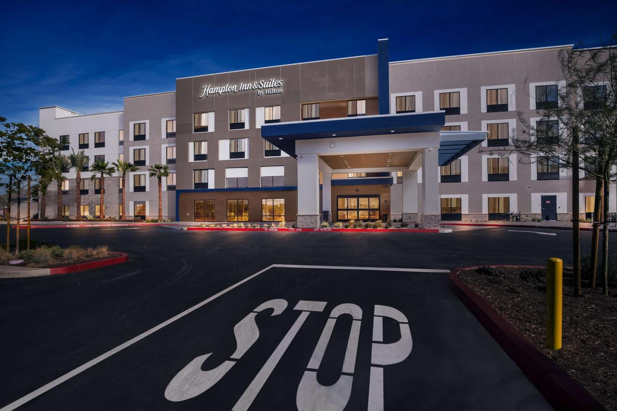 Hampton Inn & Suites Corona, Ca Zewnętrze zdjęcie